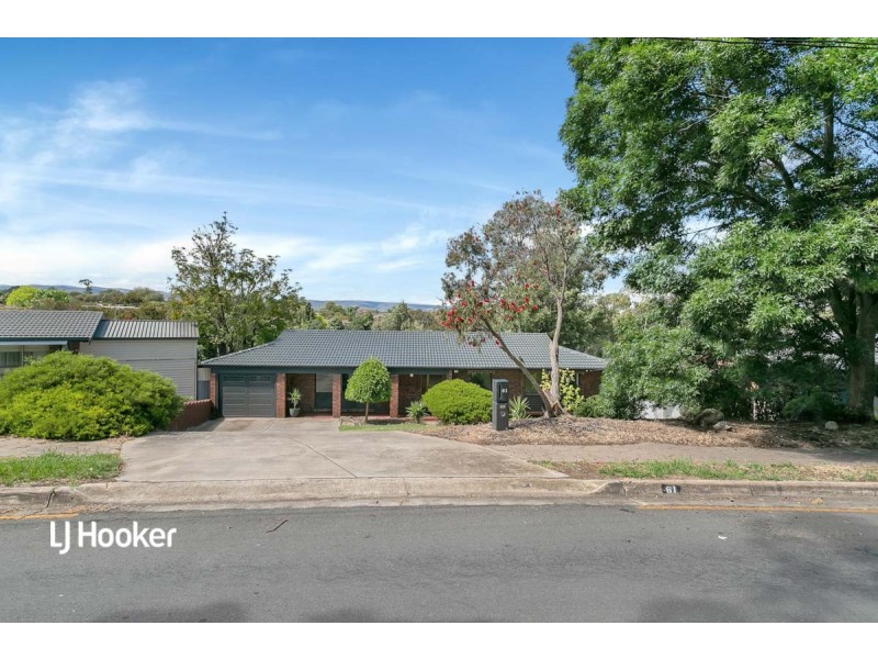 61 Flinders Drive, Valley View SA 5093
