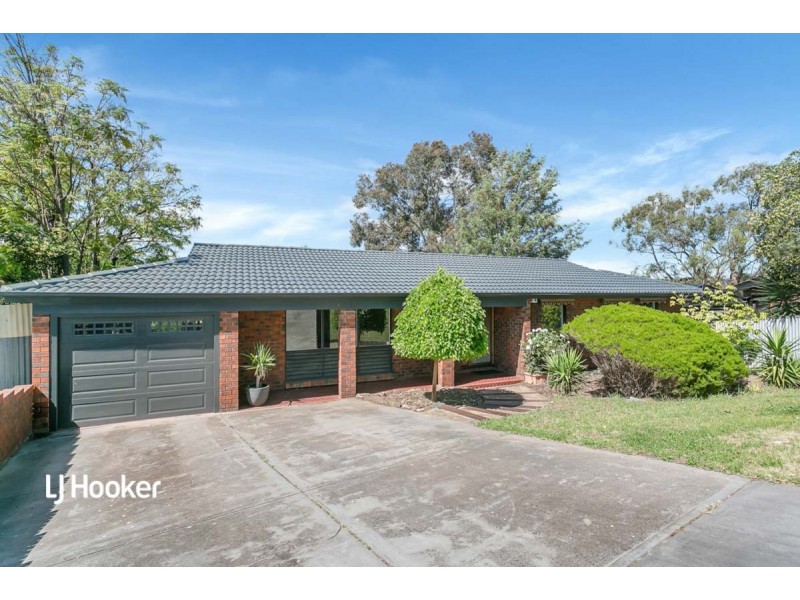 61 Flinders Drive, Valley View SA 5093