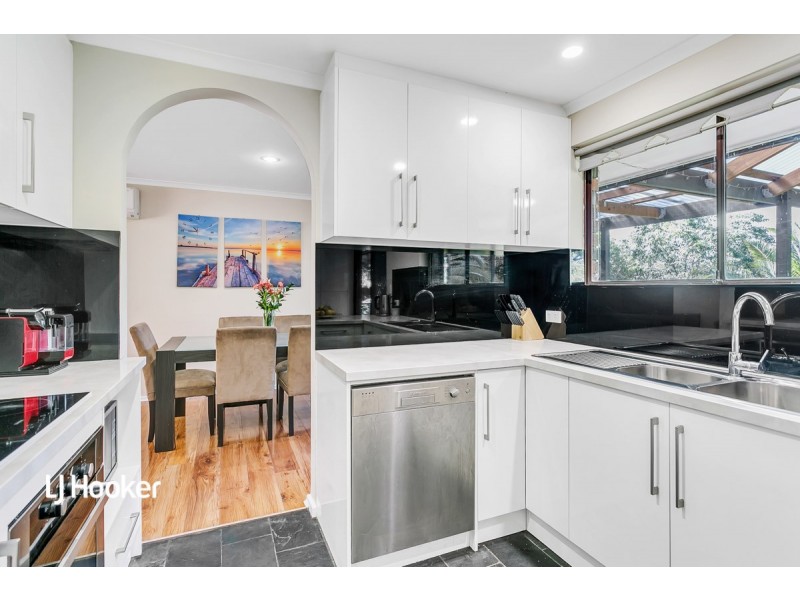 61 Flinders Drive, Valley View SA 5093