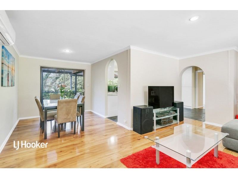 61 Flinders Drive, Valley View SA 5093