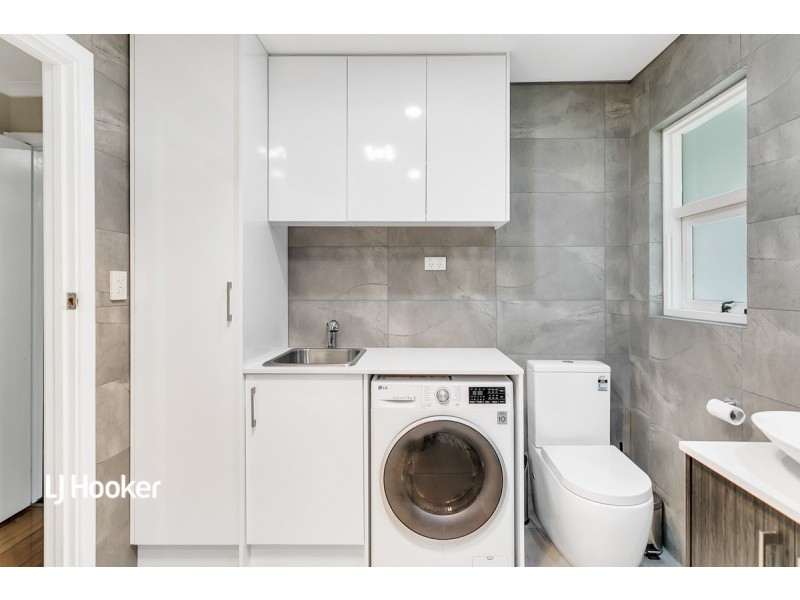 61 Flinders Drive, Valley View SA 5093