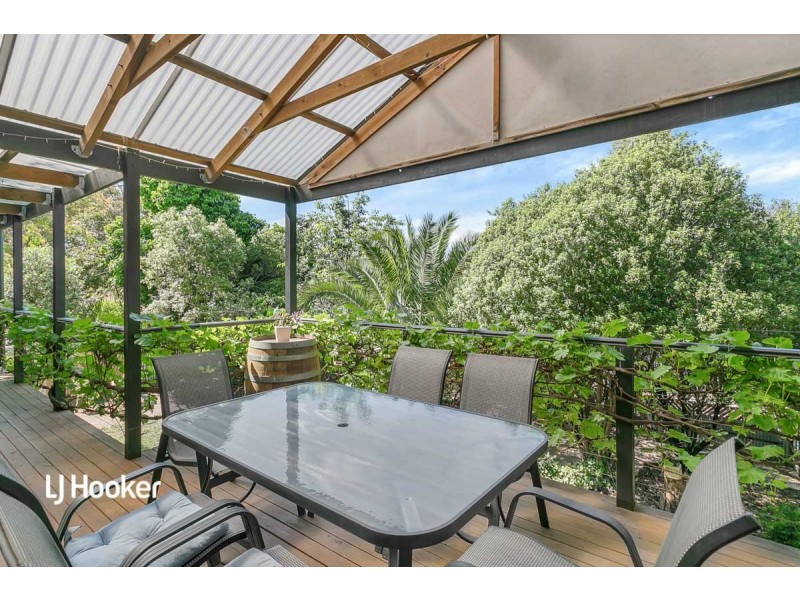 61 Flinders Drive, Valley View SA 5093