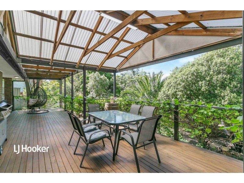 61 Flinders Drive, Valley View SA 5093