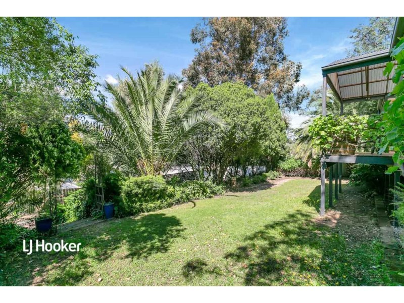 61 Flinders Drive, Valley View SA 5093