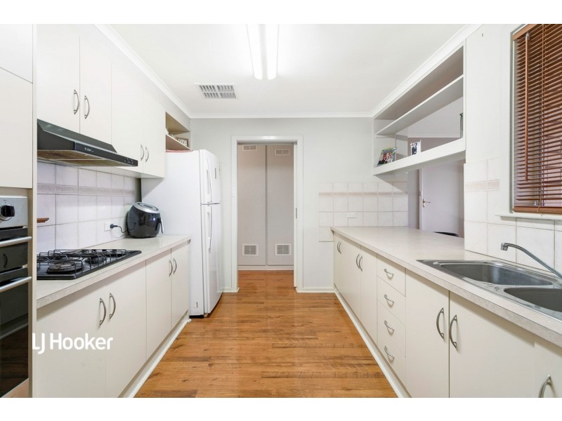 29 Brooker Drive, Hillbank SA 5112