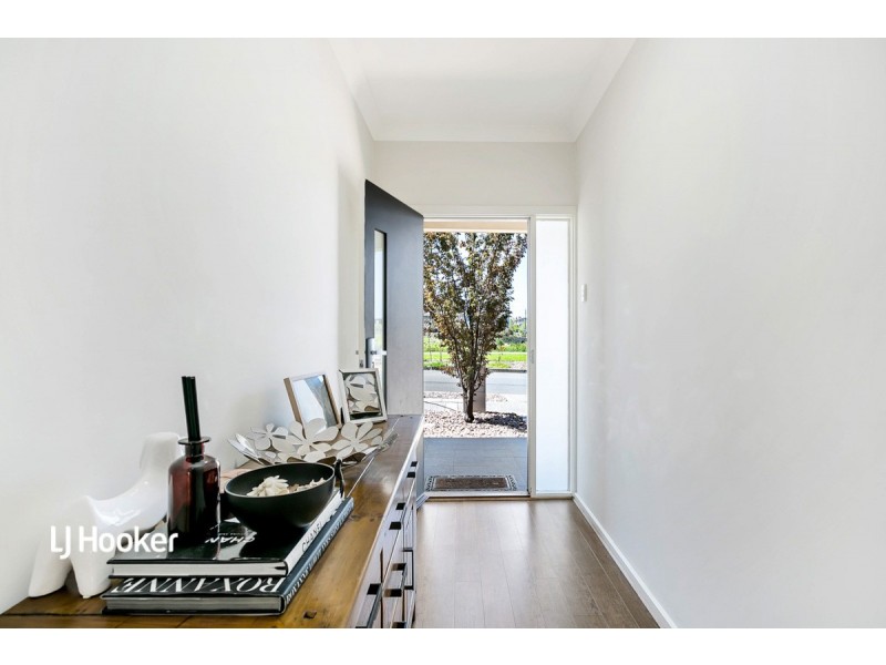 39 Robinson Street, Mawson Lakes SA 5095