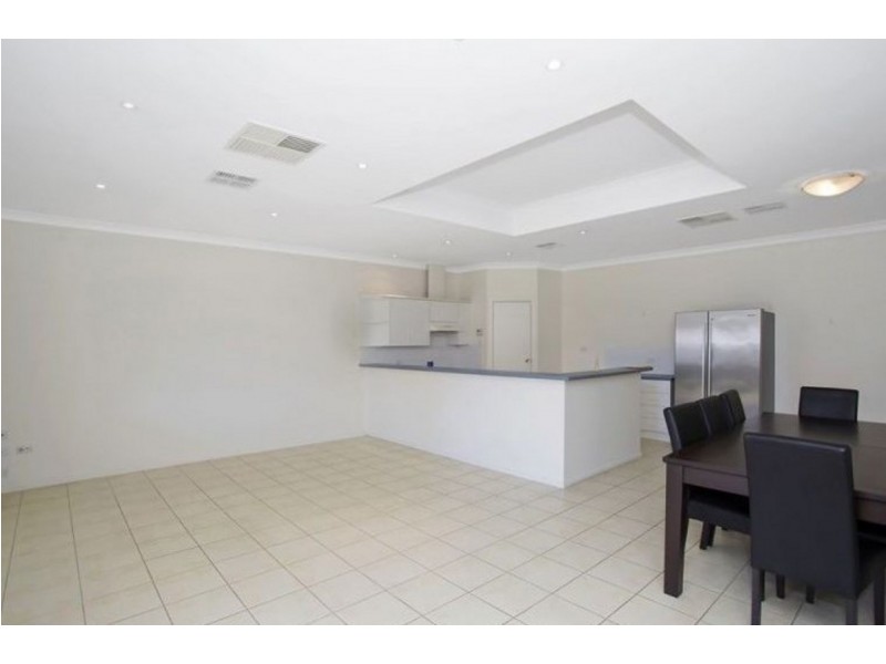 5 Gannet Street, Mawson Lakes SA 5095