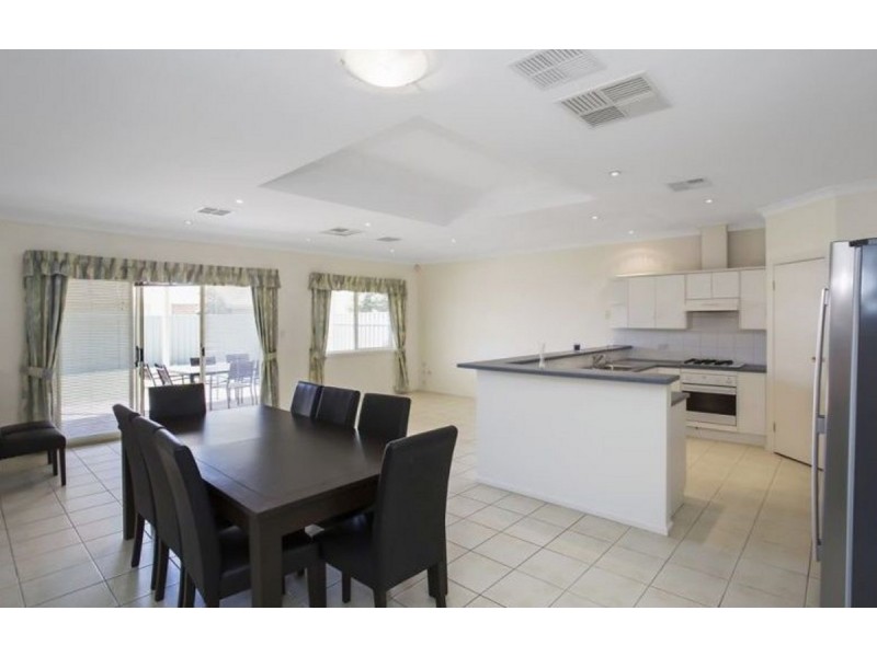 5 Gannet Street, Mawson Lakes SA 5095