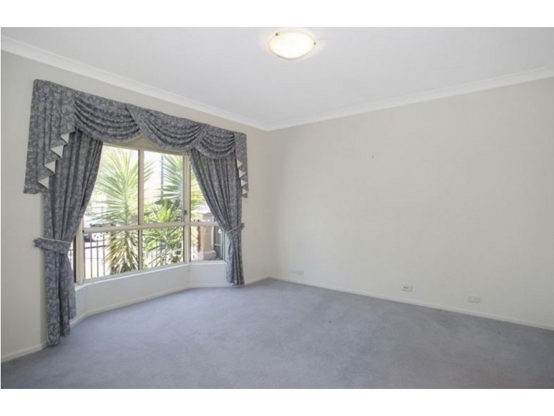 5 Gannet Street, Mawson Lakes SA 5095