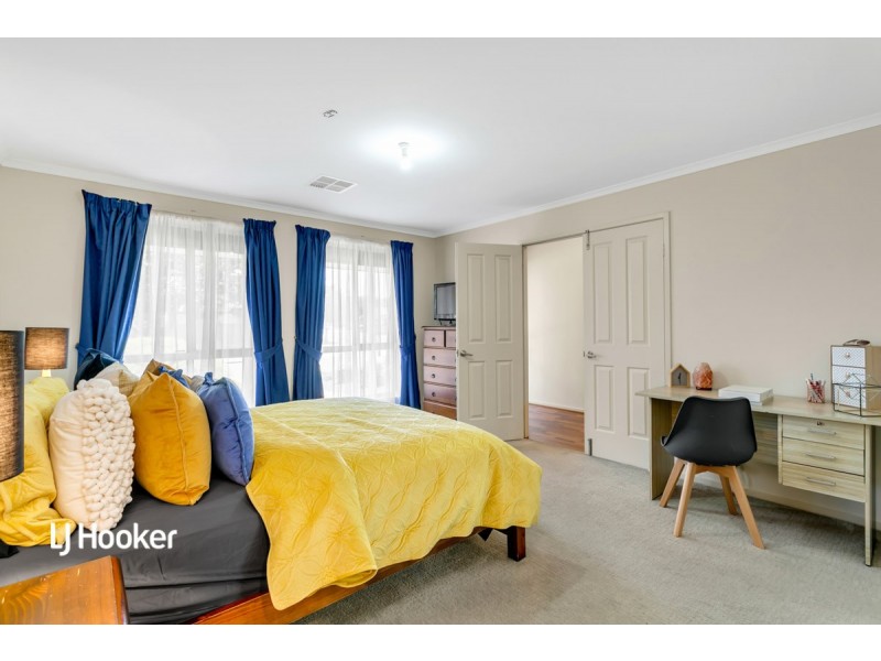 6 Eton Drive, Andrews Farm SA 5114