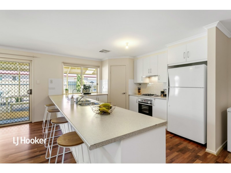6 Eton Drive, Andrews Farm SA 5114
