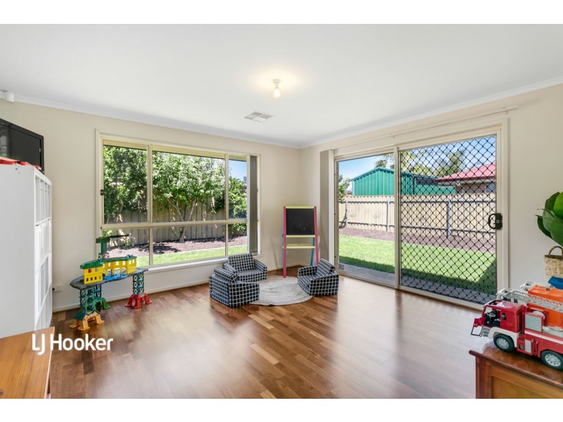 6 Eton Drive, Andrews Farm SA 5114