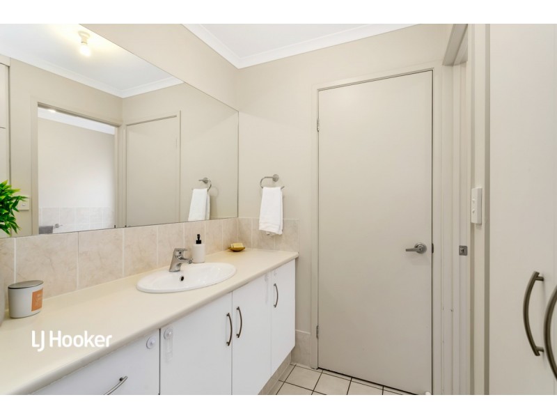 6 Eton Drive, Andrews Farm SA 5114