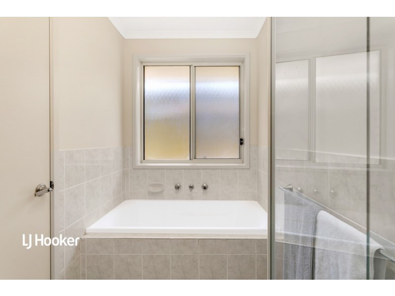 6 Eton Drive, Andrews Farm SA 5114