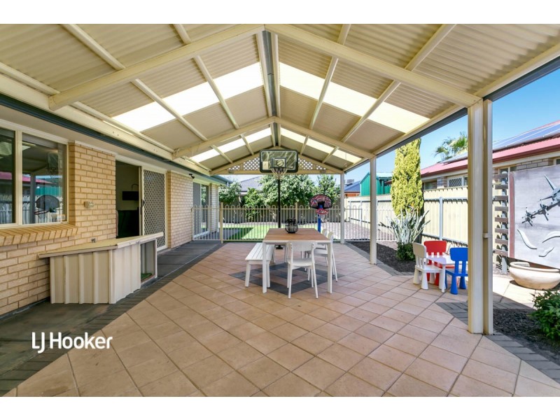 6 Eton Drive, Andrews Farm SA 5114