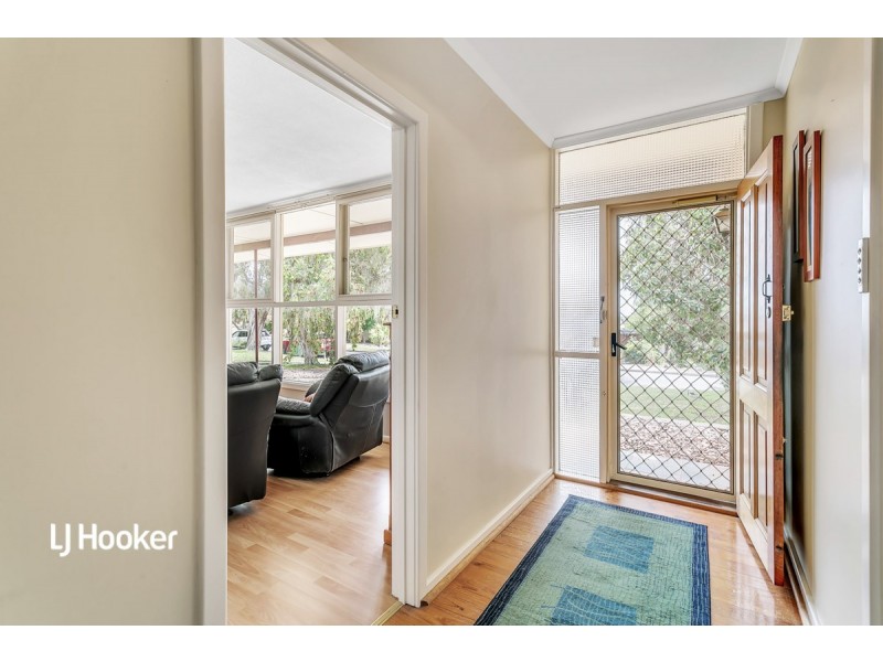 15 Finsterwald Way, Fairview Park SA 5126