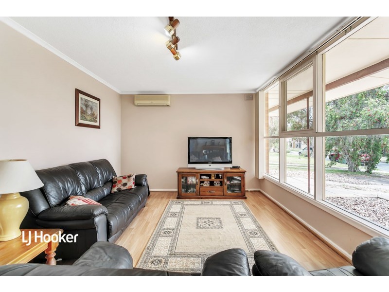 15 Finsterwald Way, Fairview Park SA 5126