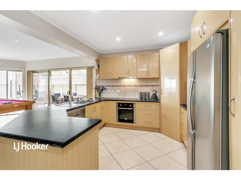 15 Finsterwald Way, Fairview Park SA 5126