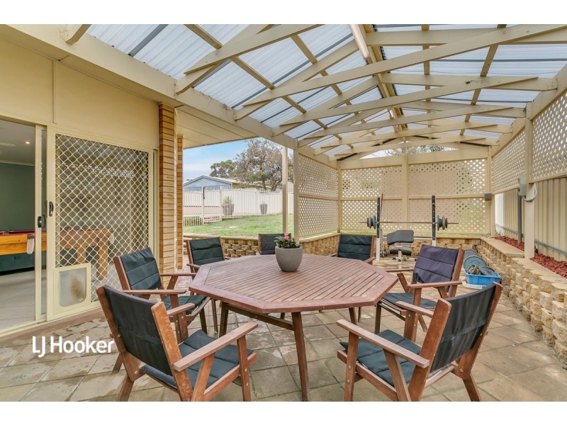 15 Finsterwald Way, Fairview Park SA 5126