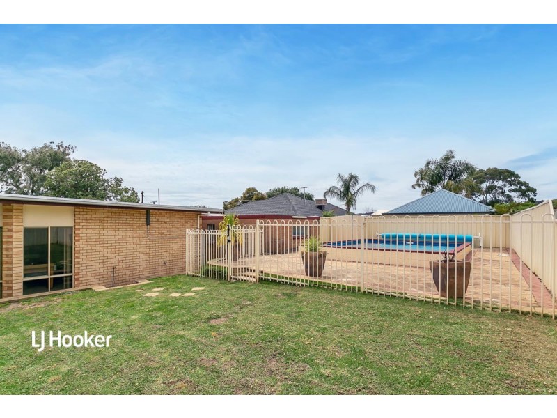 15 Finsterwald Way, Fairview Park SA 5126