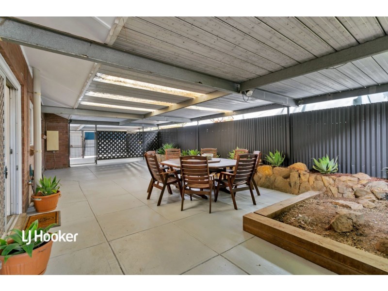 15B Frances Avenue, Para Hills SA 5096