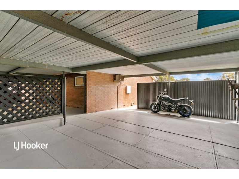 15B Frances Avenue, Para Hills SA 5096