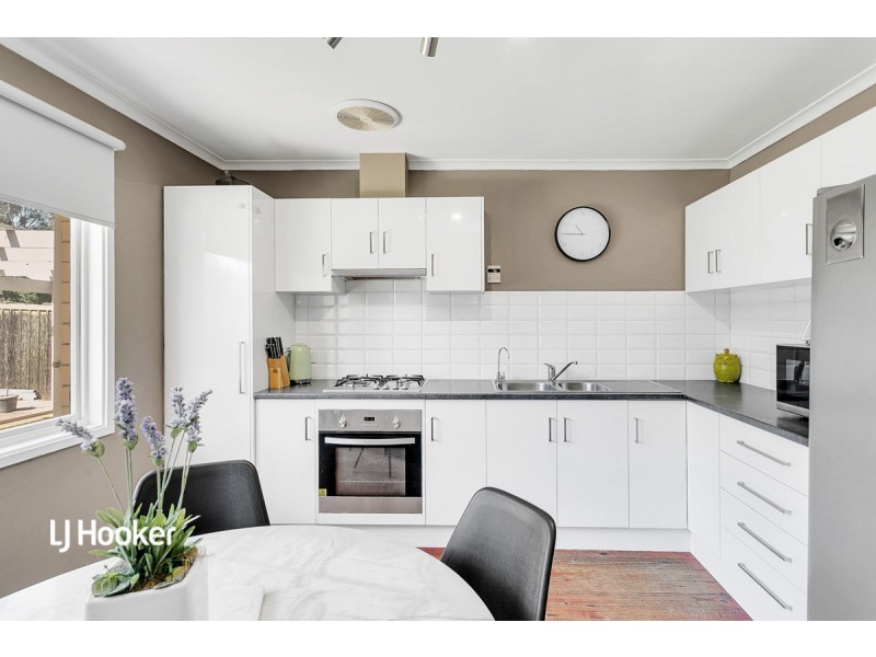 8 Vicki Avenue, Salisbury East SA 5109