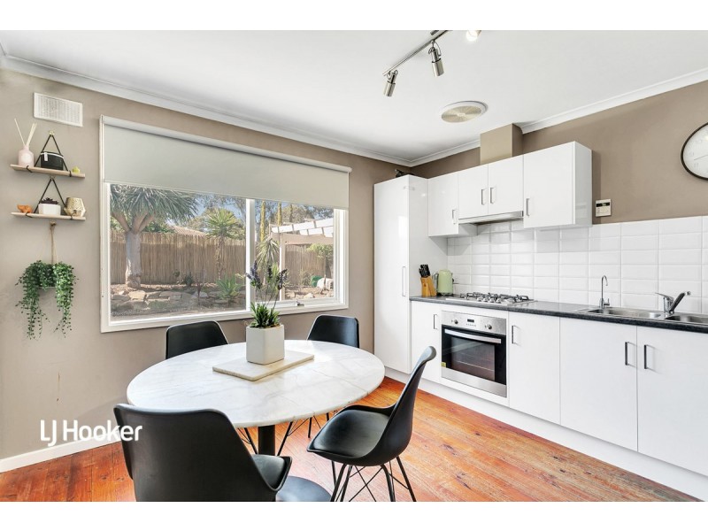 8 Vicki Avenue, Salisbury East SA 5109