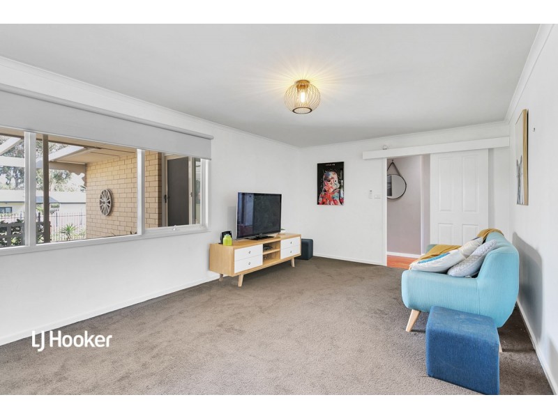 8 Vicki Avenue, Salisbury East SA 5109