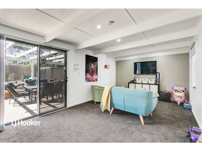 8 Vicki Avenue, Salisbury East SA 5109