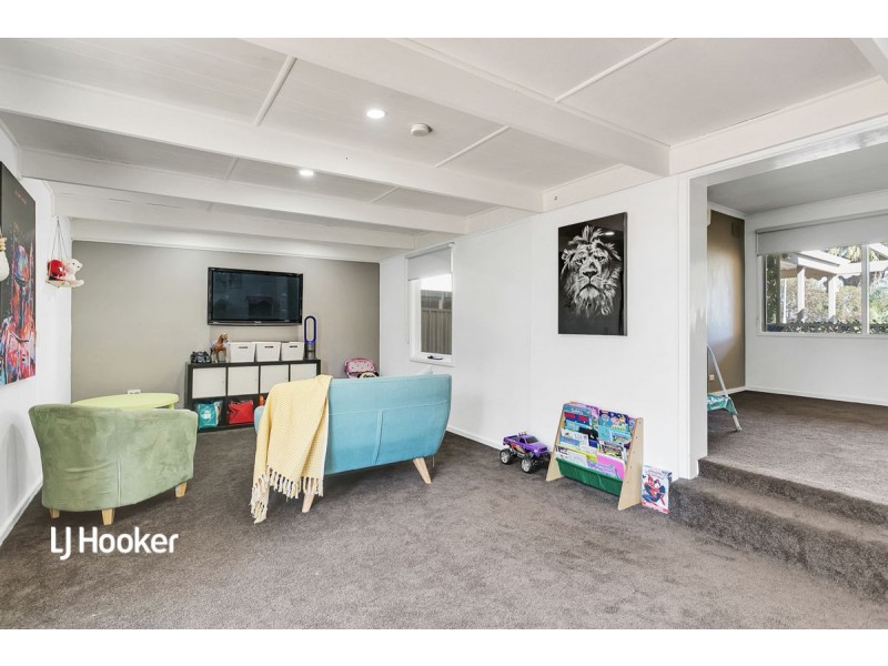 8 Vicki Avenue, Salisbury East SA 5109