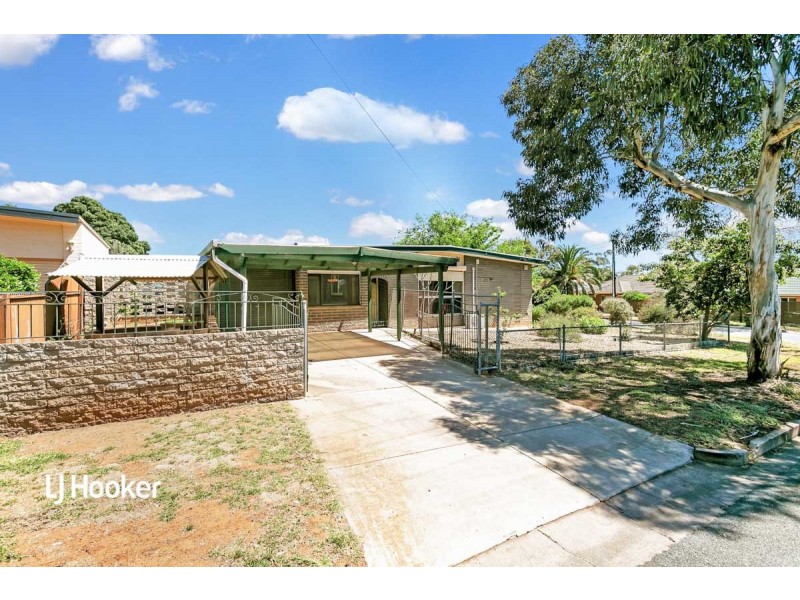 8 Hodge Road, Para Hills SA 5096