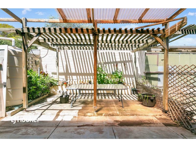 8 Hodge Road, Para Hills SA 5096