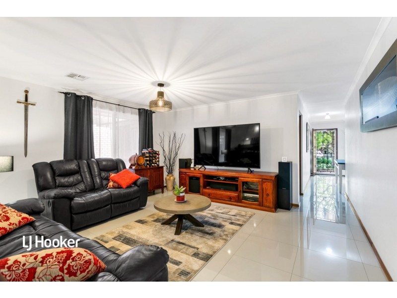 26 Amisfield Crescent, Greenwith SA 5125