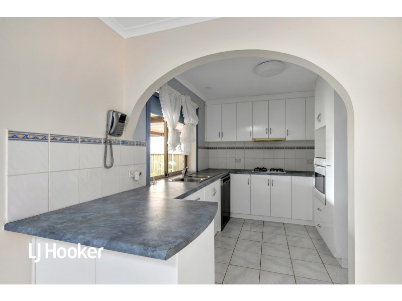 8 Marian Crescent, Hillbank SA 5112