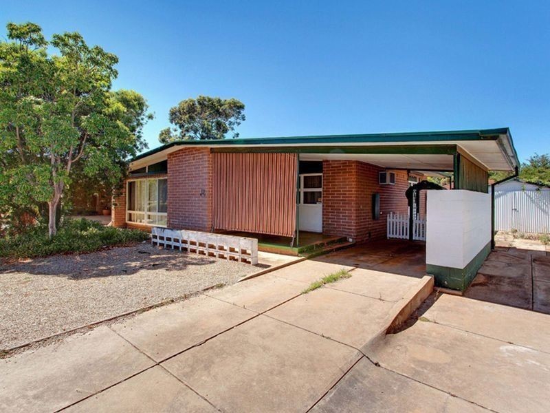 12 Robins Street, Elizabeth Downs SA 5113