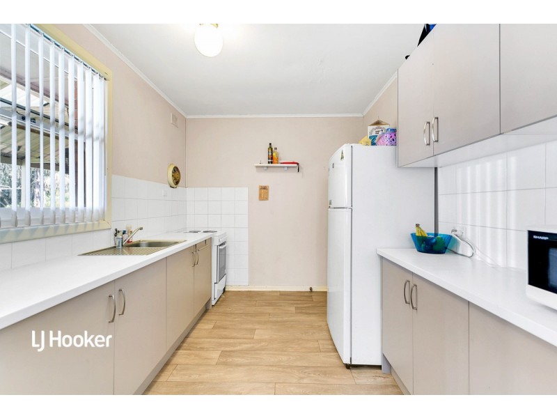 16 Bridport Street, Elizabeth Park SA 5113