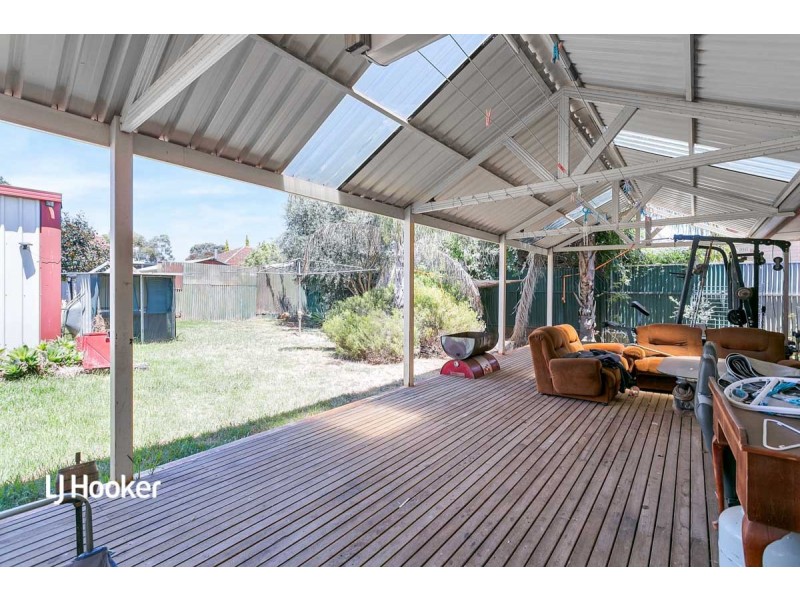 16 Bridport Street, Elizabeth Park SA 5113