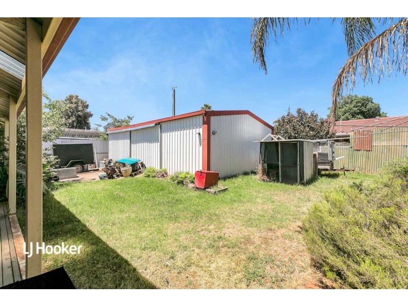 16 Bridport Street, Elizabeth Park SA 5113