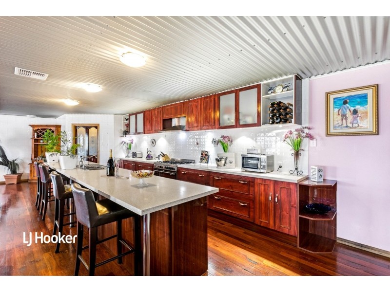 9 Aroona Road, Sunnyside SA 5253