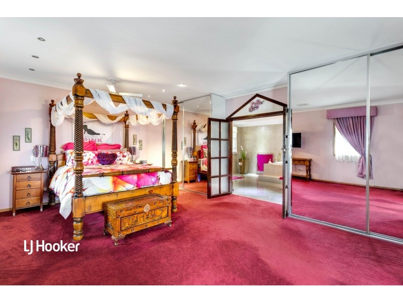 9 Aroona Road, Sunnyside SA 5253