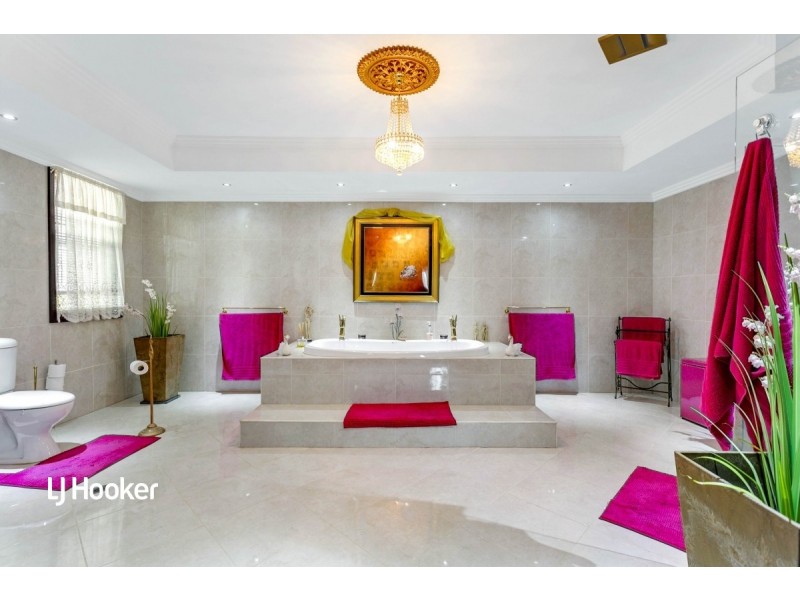 9 Aroona Road, Sunnyside SA 5253