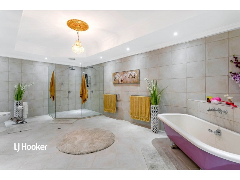 9 Aroona Road, Sunnyside SA 5253