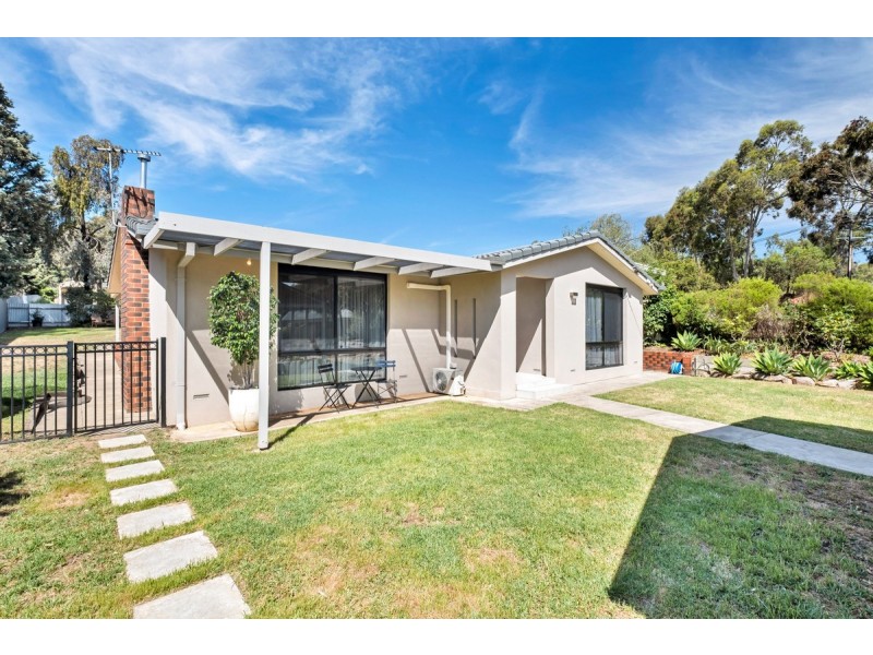 13 Janlyn Road, Vista SA 5091