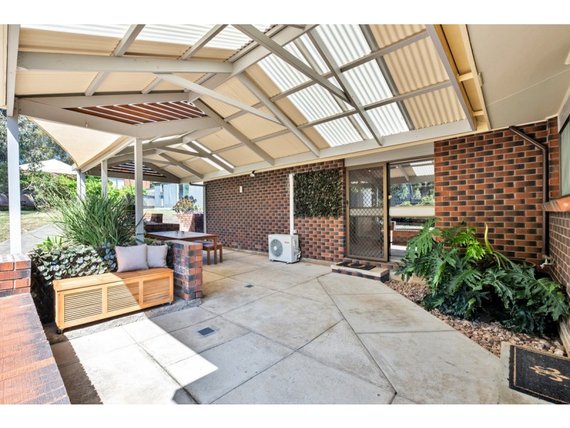 13 Janlyn Road, Vista SA 5091