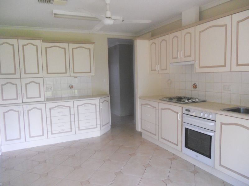 27 Coach Street, Salisbury East SA 5109