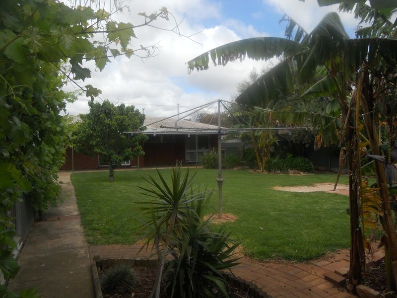 27 Coach Street, Salisbury East SA 5109