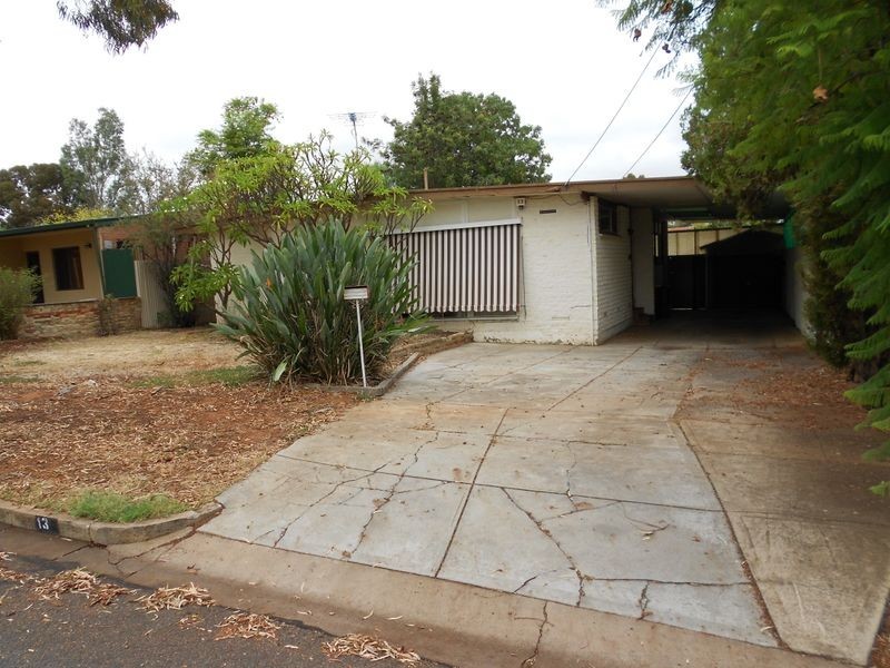 13 Pankala Road, Para Hills SA 5096