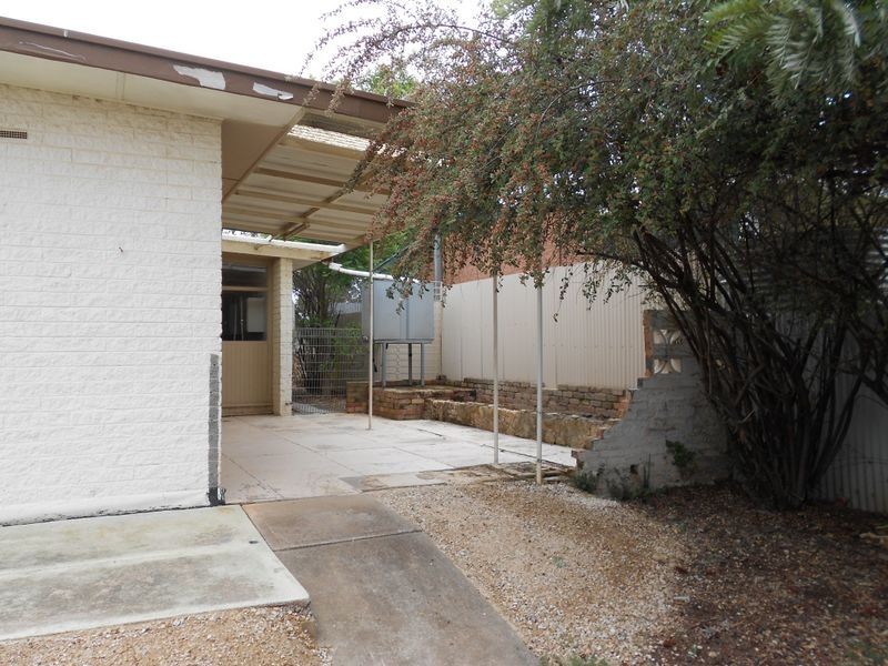 13 Pankala Road, Para Hills SA 5096