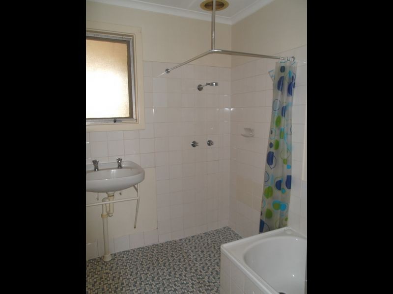 3 Moulds Crescent, Smithfield SA 5114